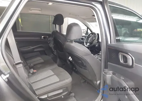 2023 Kia Sorento Lx z USA, uszkodzony, nr VIN 5XYRG4LC4PG189739